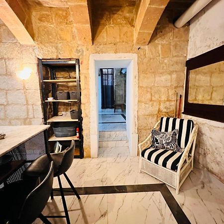 Charming Townhouse Prime Area Valletta Appartement Buitenkant foto