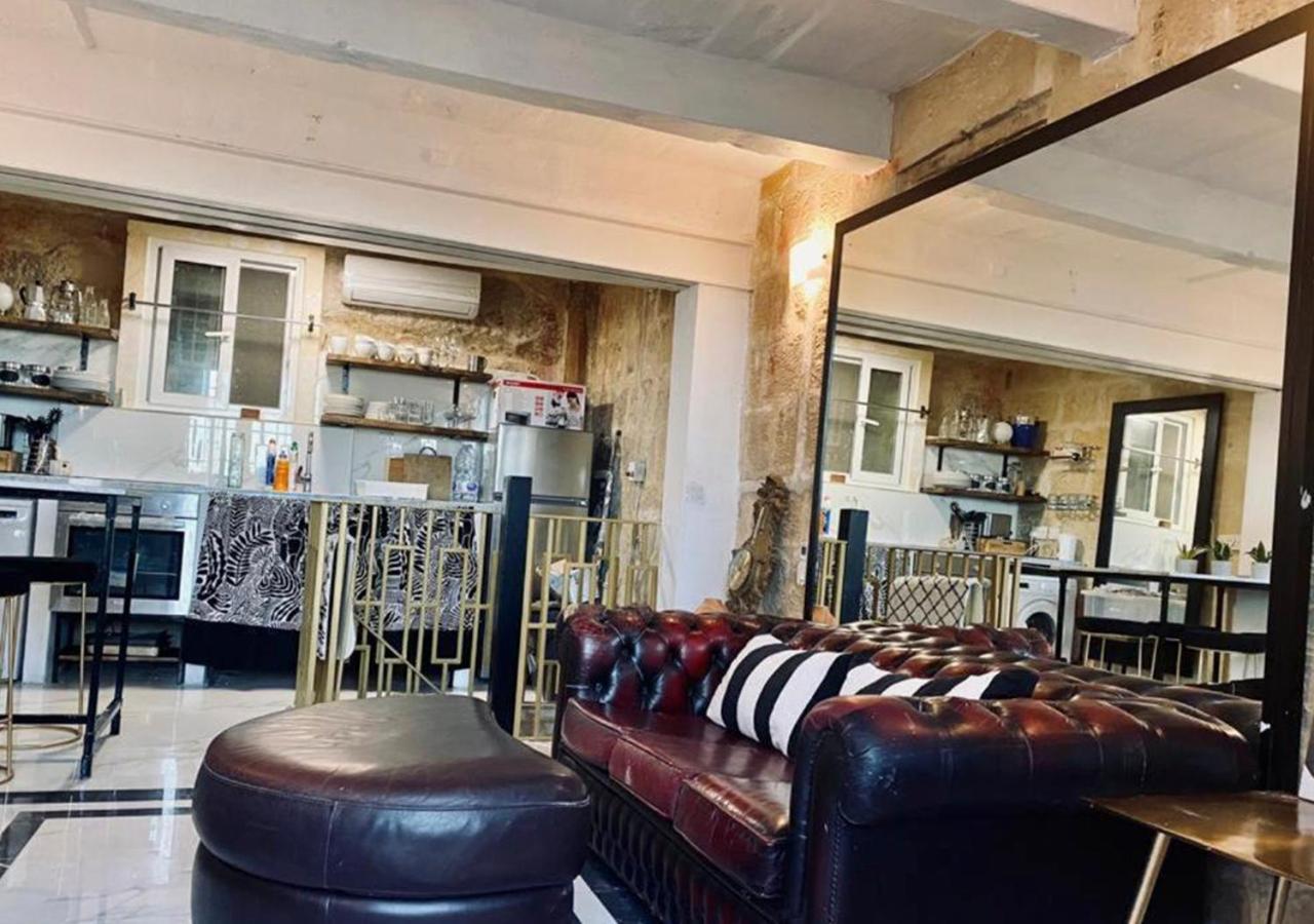 Charming Townhouse Prime Area Valletta Appartement Buitenkant foto