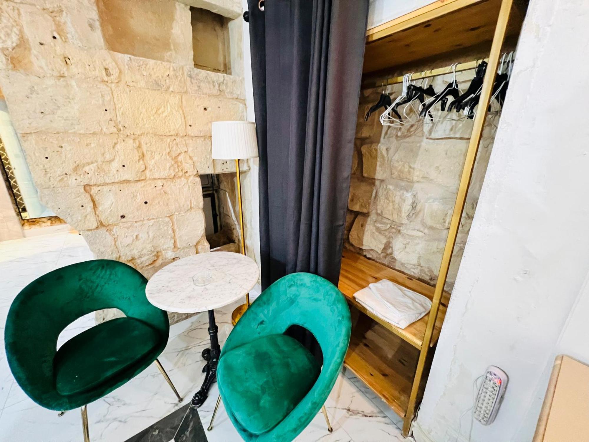 Charming Townhouse Prime Area Valletta Appartement Buitenkant foto