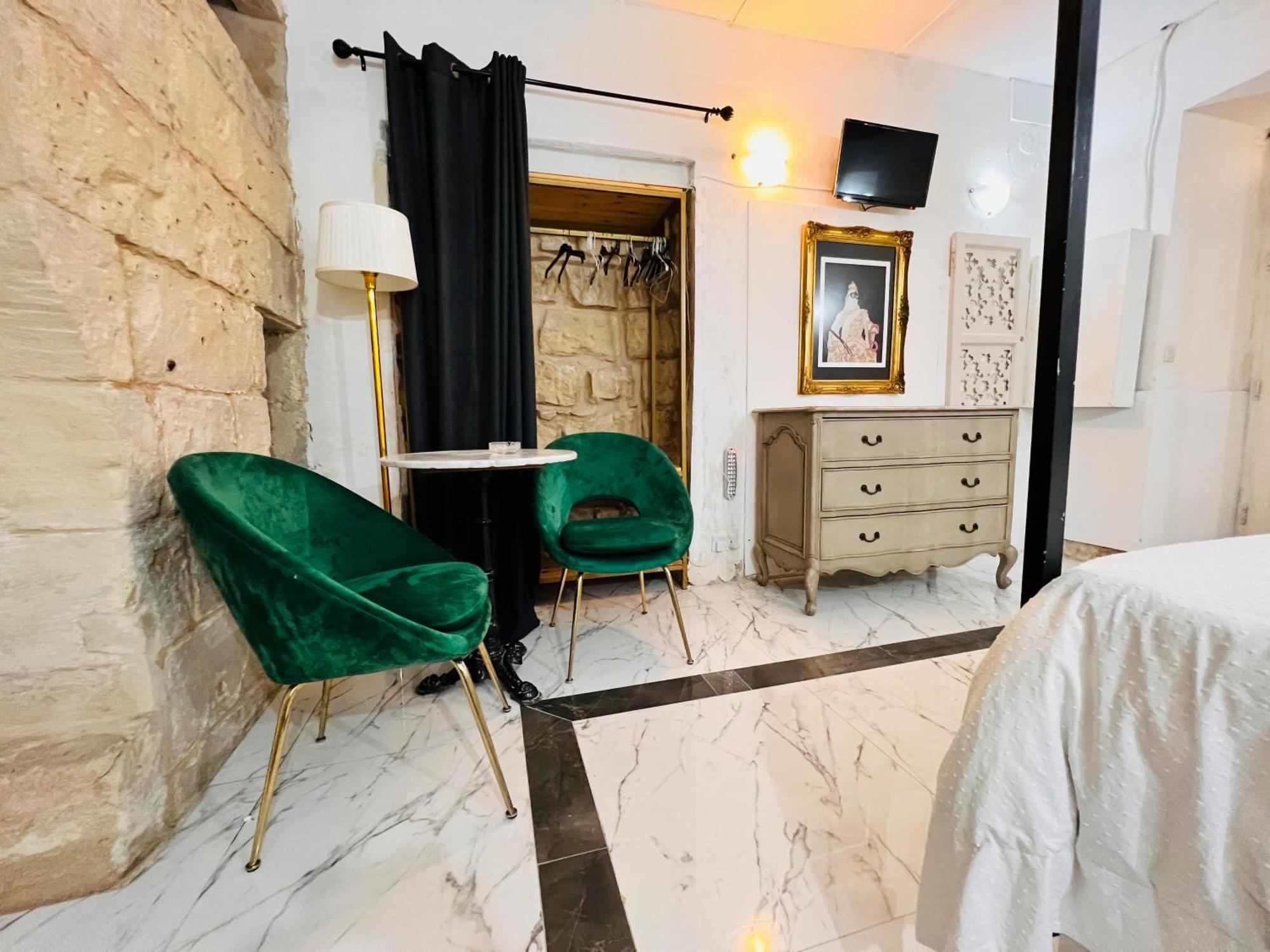 Charming Townhouse Prime Area Valletta Appartement Buitenkant foto