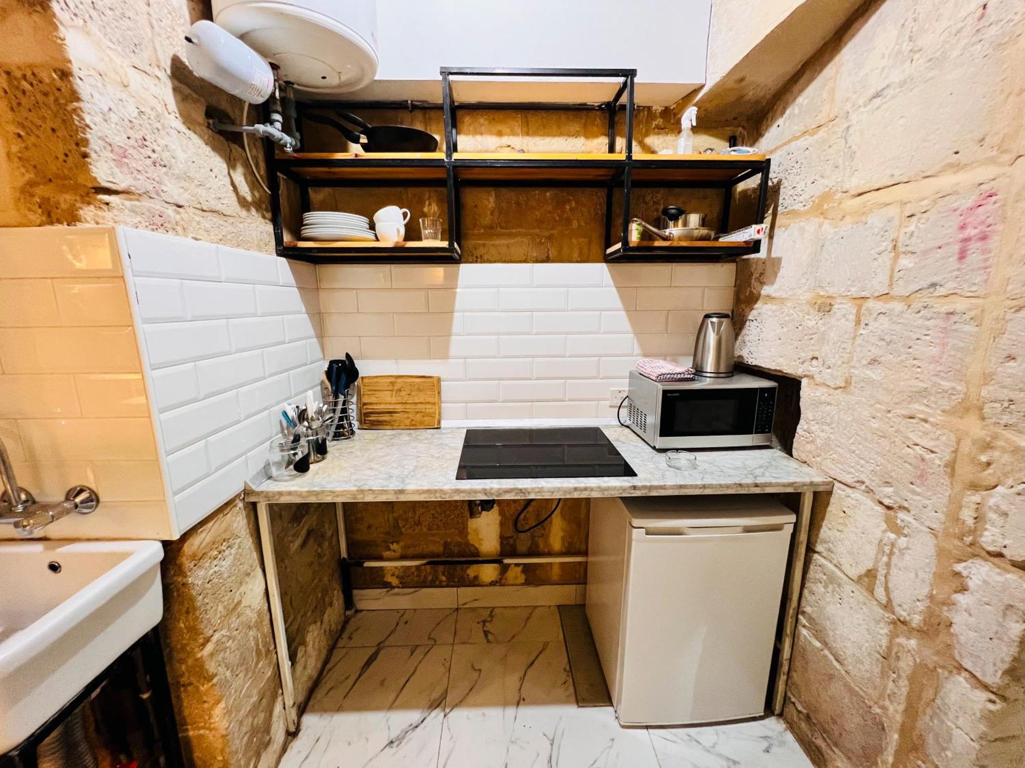 Charming Townhouse Prime Area Valletta Appartement Buitenkant foto