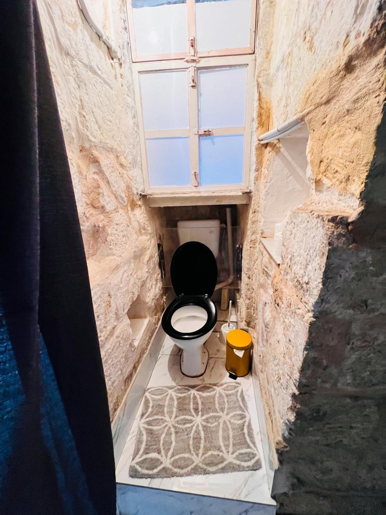 Charming Townhouse Prime Area Valletta Appartement Buitenkant foto