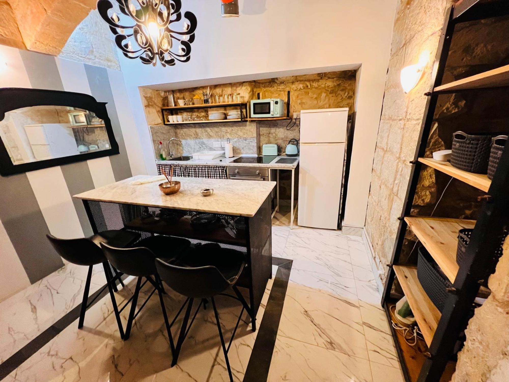 Charming Townhouse Prime Area Valletta Appartement Buitenkant foto